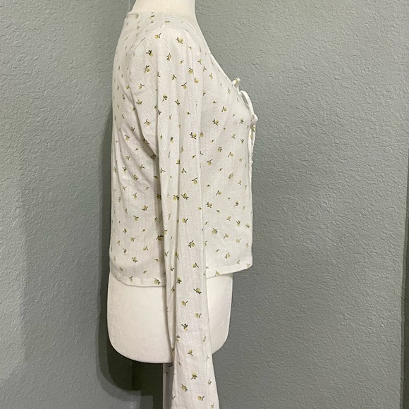 Mix Threads Top - Picture 2 of 5